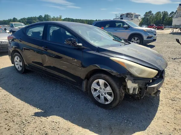 KMHDH4AE9GU583694 — 2016 Hyundai Elantra, фото 4 с аукциона Copart, Передняя часть