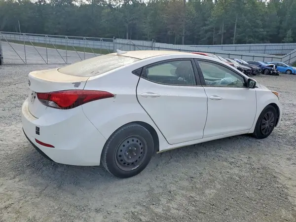 5NPDH4AE5GH774530 — 2016 Hyundai Elantra, фото 3 с аукциона Copart, Передняя часть