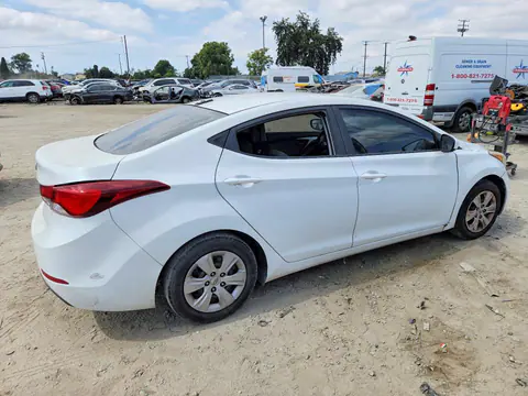 2016 Hyundai Elantra VIN 5NPDH4AE4GH695768 фото 3