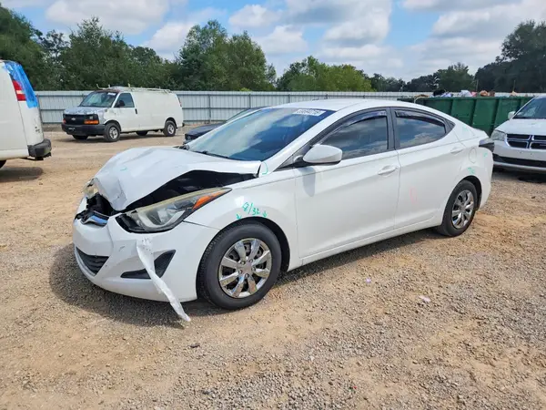 5NPDH4AE9GH677699 — 2016 Hyundai Elantra, Передняя часть (Front End), фото до ремонта