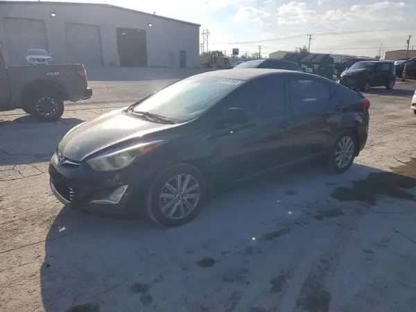 5NPDH4AE2GH658105 Hyundai Elantra 2016 — повреждение Передняя часть, фото до ремонта