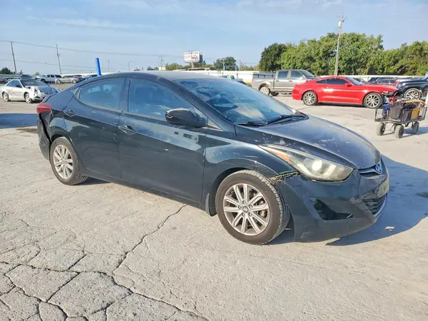 5NPDH4AE2GH658105 — 2016 Hyundai Elantra, фото 4 с аукциона Copart 06.10.2026, Передняя часть