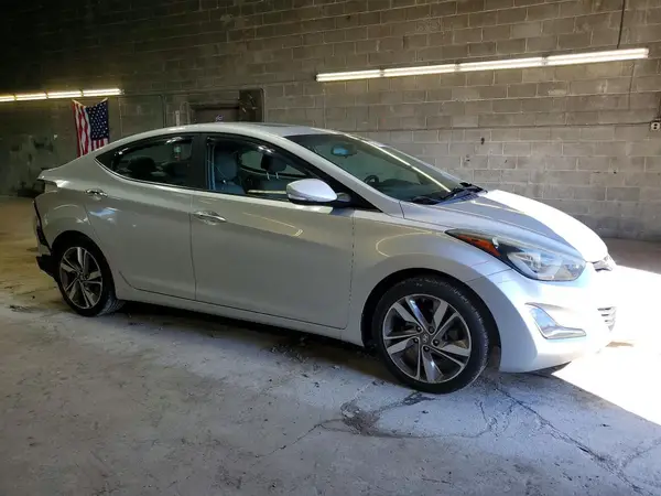 2016 HYUNDAI ELANTRA VIN 5NPDH4AE6GH671035 фото 4