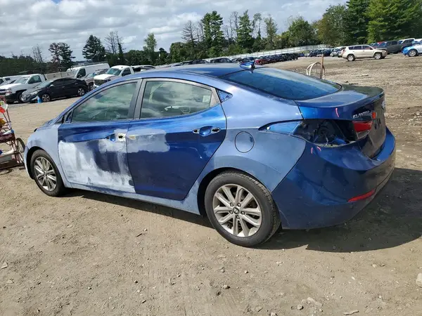 5NPDH4AEXGH783207 — 2016 Hyundai Elantra, фото 2 с аукциона Copart, Вандализм