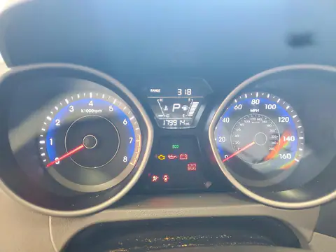KMHDH4AE7GU600766 — 2016 Hyundai Elantra, Вандализм, фото до ремонта