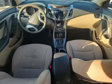5NPDH4AE3GH718585 — 2016 Hyundai Elantra, Задняя часть, фото до ремонта