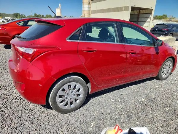 KMHD35LH3HU375341 — 2017 Hyundai Elantra, фото 3 с аукциона Copart 15.10.2026, Передняя часть