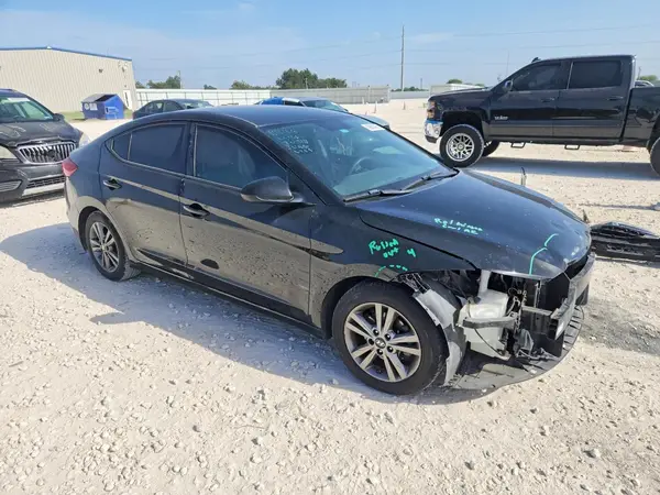 5NPD84LF8HH199881 — 2017 Hyundai Elantra, фото 4 с аукциона Copart, Передняя часть