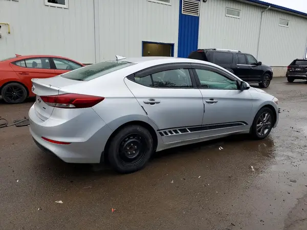 KMHD84LF2HU154243 — 2017 Hyundai Elantra, фото 3 с аукциона Copart, Механические повреждения