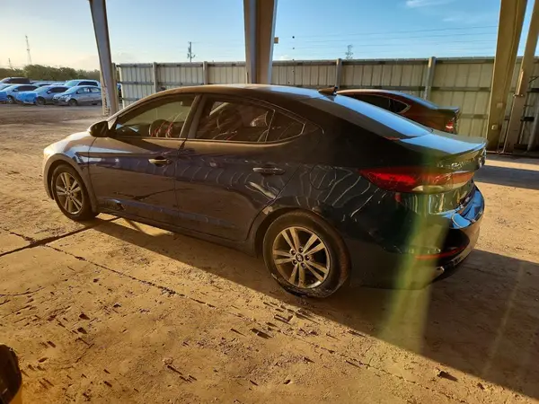 5NPD84LF4HH047130 — 2017 Hyundai Elantra, фото 2 с аукциона Copart 30.09.2026, Естественный износ
