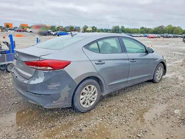 KMHD74LF1HU094281 — 2017 Hyundai Elantra, фото 3 с аукциона Copart 29.09.2026, Вандализм