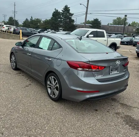 KMHD84LF4HU061935 — 2017 Hyundai Elantra, фото 3 с аукциона Copart 14.10.2026, Мелкие вмятины и царапины