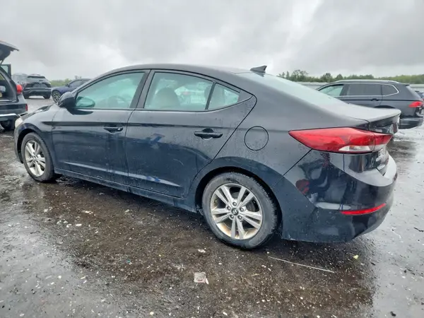 KMHD84LF4HU272455 — 2017 Hyundai Elantra, фото 2 с аукциона Copart 07.10.2026, Механические повреждения