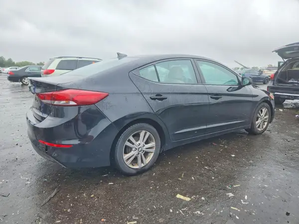 KMHD84LF4HU272455 — 2017 Hyundai Elantra, фото 3 с аукциона Copart 07.10.2026, Механические повреждения