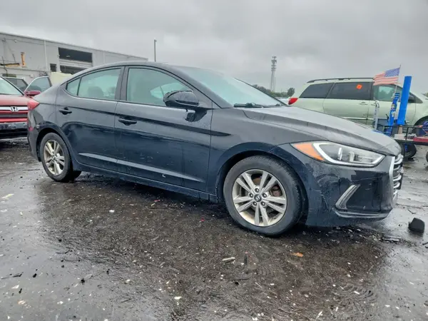 KMHD84LF4HU272455 — 2017 Hyundai Elantra, фото 4 с аукциона Copart 07.10.2026, Механические повреждения