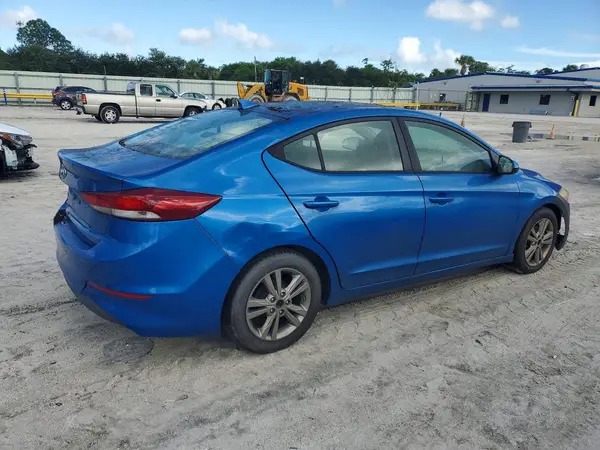 KMHD84LF1HU242099 — 2017 Hyundai Elantra, фото 3 с аукциона Copart 10.10.2026, Мелкие вмятины и царапины