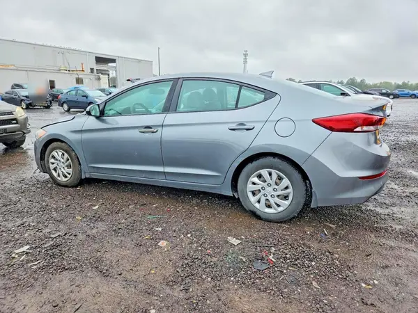 KMHD74LF8HU428483 — 2017 Hyundai Elantra, фото 2 с аукциона Copart, Передняя часть
