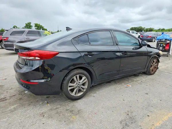 5NPD84LF9HH094170 — 2017 Hyundai Elantra, фото 3 с аукциона Copart, Передняя часть