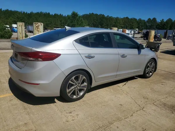 5NPD84LF8HH081264 — 2017 Hyundai Elantra, фото 3 с аукциона Copart, Передняя часть