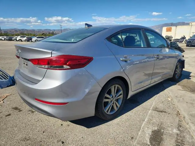 2017 Hyundai Elantra VIN 5NPD84LF1HH141627 фото 3