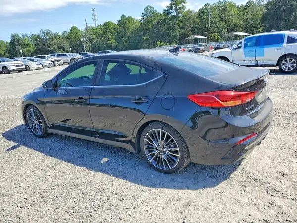 KMHD04LB0JU512918 — 2018 Hyundai Elantra, фото 2 с аукциона Copart, Повреждения снизу