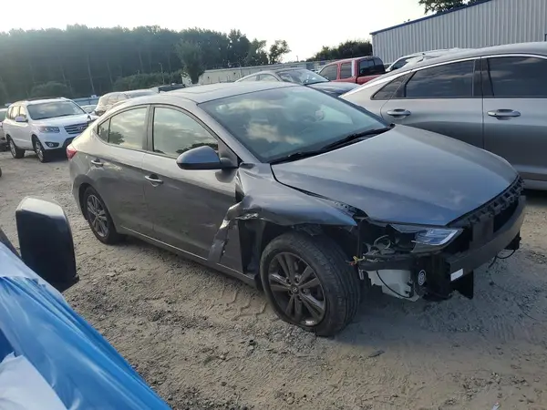 5NPD84LF0JH299849 — 2018 Hyundai Elantra, фото 4 с аукциона Copart, Передняя часть