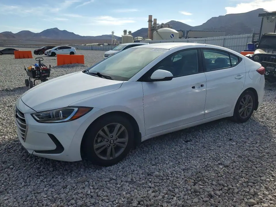 5NPD84LFXJH241330 Hyundai Elantra 2018 — повреждение Вандализм, фото до ремонта