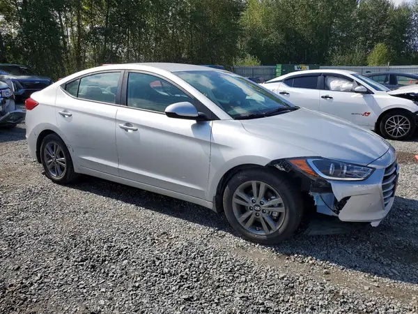5NPD84LF3JH374236 — 2018 Hyundai Elantra, фото 4 с аукциона Copart, Передняя часть