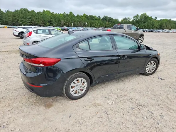 5NPD74LF0JH368493 — 2018 Hyundai Elantra, фото 3 с аукциона Copart, Передняя часть