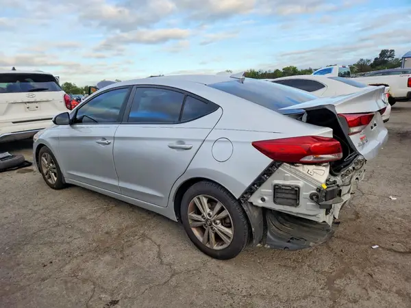 5NPD84LF7JH286774 — 2018 Hyundai Elantra, фото 2 с аукциона Copart, Задняя часть