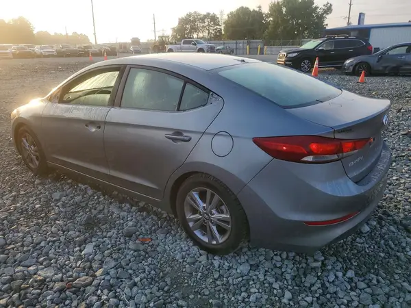 KMHD84LF5JU563424 — 2018 Hyundai Elantra, фото 2 с аукциона Copart 14.10.2026, Вандализм