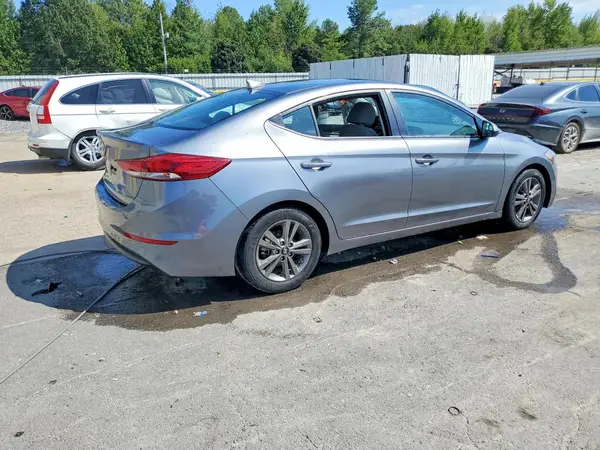 5NPD84LF5JH281637 — 2018 Hyundai Elantra, фото 3 с аукциона Copart, Боковая часть