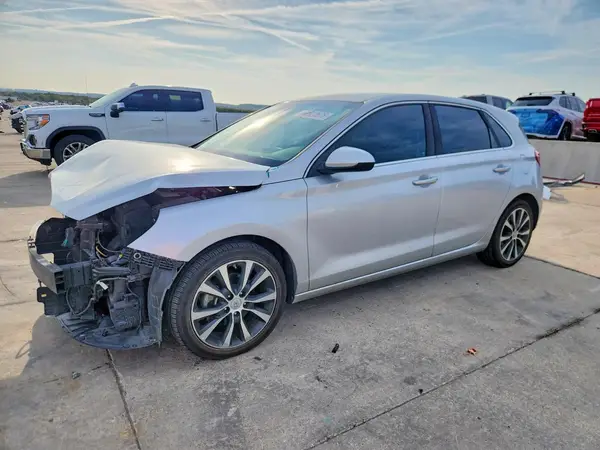 KMHH35LE7JU063035 — 2018 Hyundai Elantra, Передняя часть (Front End), фото до ремонта