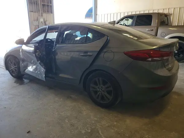 5NPD84LF9JH342410 — 2018 Hyundai Elantra, фото 2 с аукциона Copart, Боковая часть