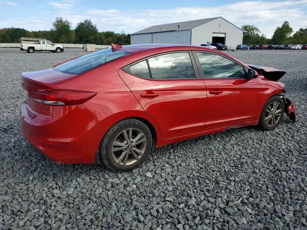 5NPD84LF4JH360796 — 2018 Hyundai Elantra, фото 3 с аукциона Copart, Передняя часть
