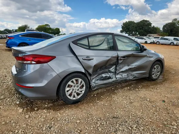 KMHD74LF6JU611676 — 2018 Hyundai Elantra, фото 3 с аукциона Copart, Боковая часть