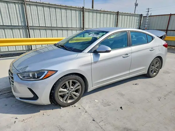 5NPD84LF5JH258861 — 2018 Hyundai Elantra, Задняя часть (Rear End), фото до ремонта