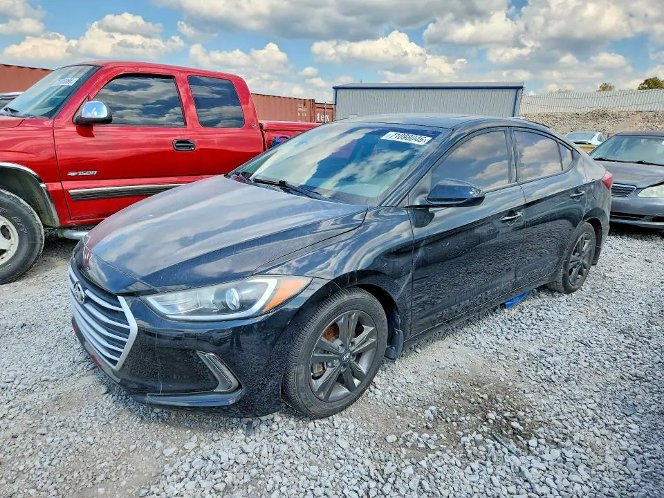 5NPD84LF3JH241136 Hyundai Elantra 2018 — повреждение Механические повреждения, фото до ремонта