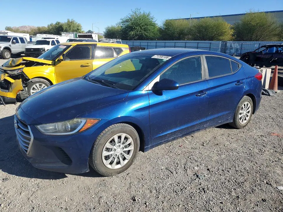 2018 Hyundai Elantra VIN 5NPD74LF8JH255617 фото 1