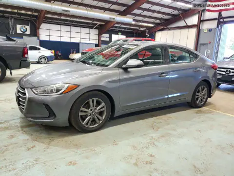5NPD84LF7JH306585 — 2018 Hyundai Elantra, Задняя часть, фото до ремонта