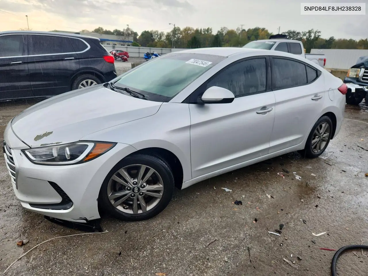 5NPD84LF8JH238328 Hyundai Elantra 2018 — повреждение Мелкие вмятины и царапины, фото до ремонта