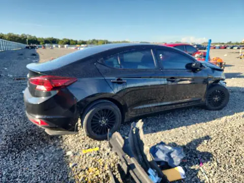 2019 HYUNDAI ELANTRA VIN KMHD74LF2KU821614 фото 3