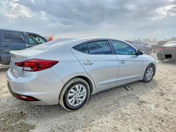 5NPD74LF9KH491842 — 2019 Hyundai Elantra, фото 3 с аукциона Copart, Вандализм