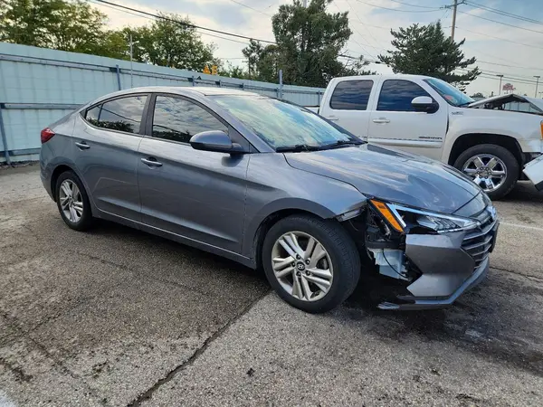 2019 HYUNDAI ELANTRA VIN 5NPD84LF2KH405199 фото 4