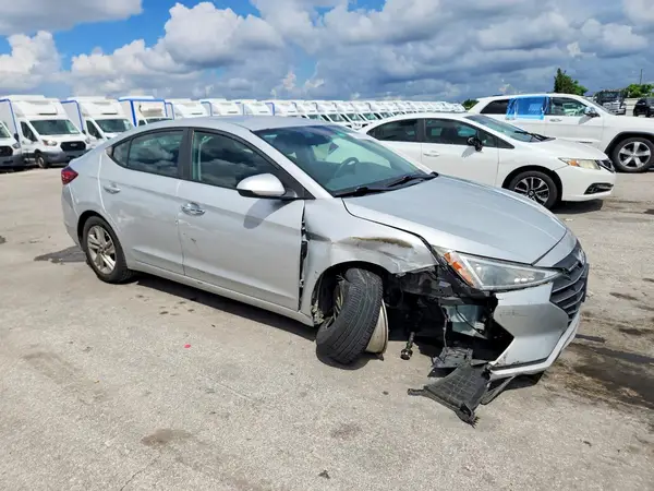 5NPD84LFXKH466610 — 2019 Hyundai Elantra, фото 4 с аукциона Copart, Повреждения снизу