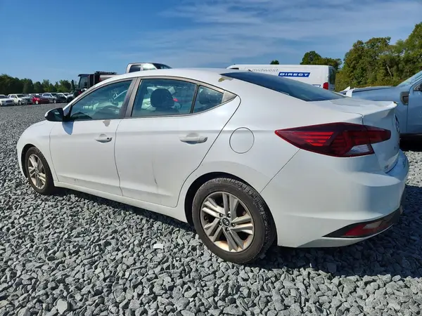 5NPD84LF5KH494847 — 2019 Hyundai Elantra, фото 2 с аукциона Copart, Вандализм