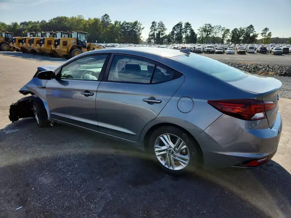 KMHD84LF5KU816260 — 2019 Hyundai Elantra, фото 2 с аукциона Copart, Передняя часть