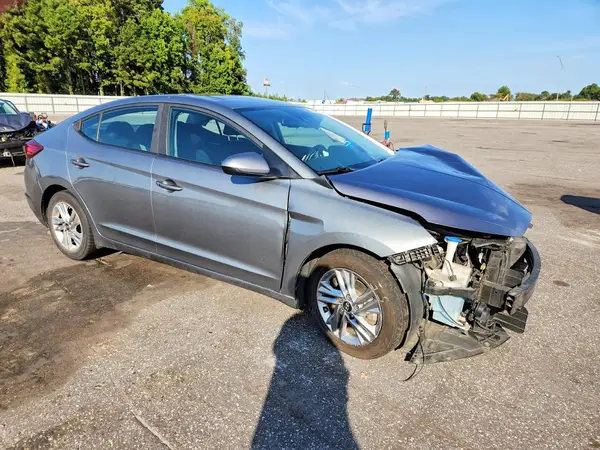 KMHD84LF5KU816260 — 2019 Hyundai Elantra, фото 4 с аукциона Copart, Передняя часть
