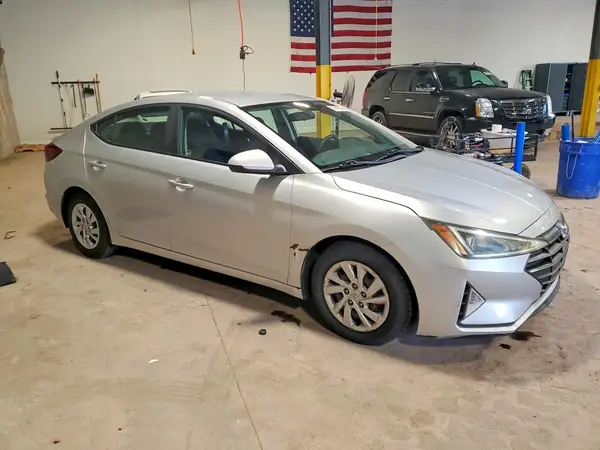 5NPD74LF9KH431768 — 2019 Hyundai Elantra, фото 4 с аукциона Copart 28.09.2026, Подтопление
