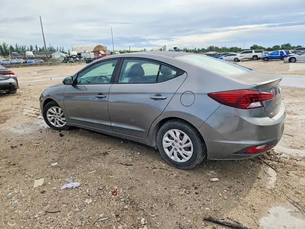 5NPD74LF5KH419794 — 2019 Hyundai Elantra, фото 2 с аукциона Copart 08.10.2026, Подтопление